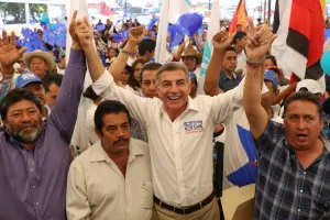 Tony Gali garantiza seguridad y dignificación de la Central en Huixcolotla