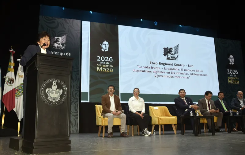 BUAP analiza impacto de dispositivos digitales en infancias, adolescencias y juventudes