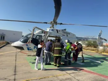 Con traslado aéreo, Gobierno de Puebla garantiza atención especializada a joven lesionado