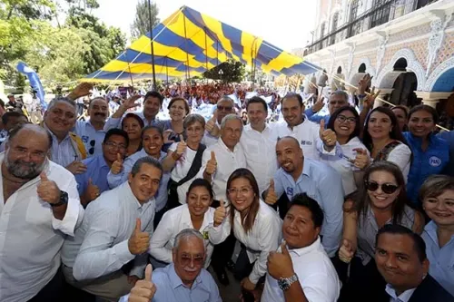 Primeras Escenas de la Lucha en el PAN ante la Derrota del 2 de Junio