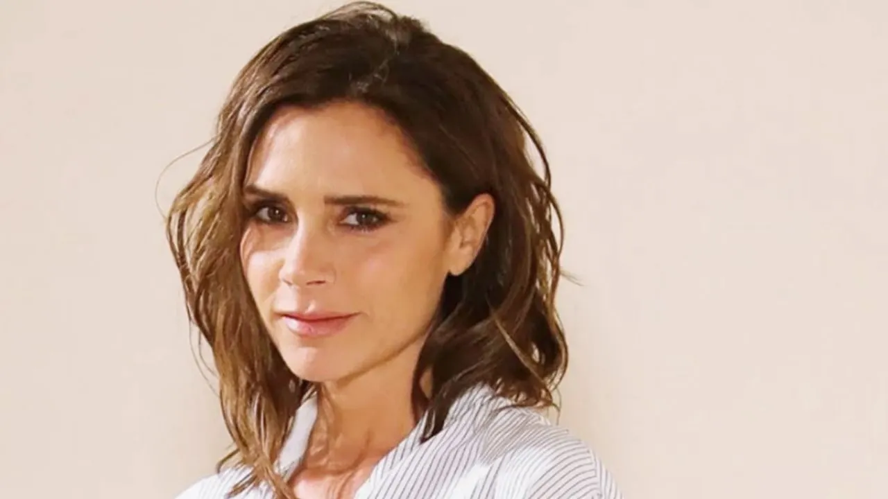 Victoria Beckham debuta en TikTok burlándose de su estricta dieta