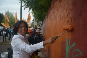 Roxana Luna promete recursos para infraestructura de escuelas