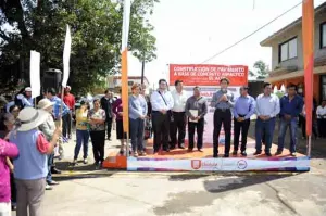 Entrega José Juan Espinosa obra en Cuachayotla por 1.4 mdp
