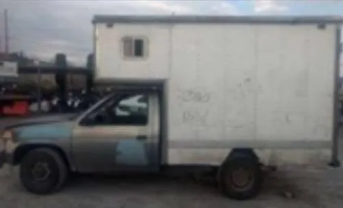Policía Estatal aseguró cinco vehículos