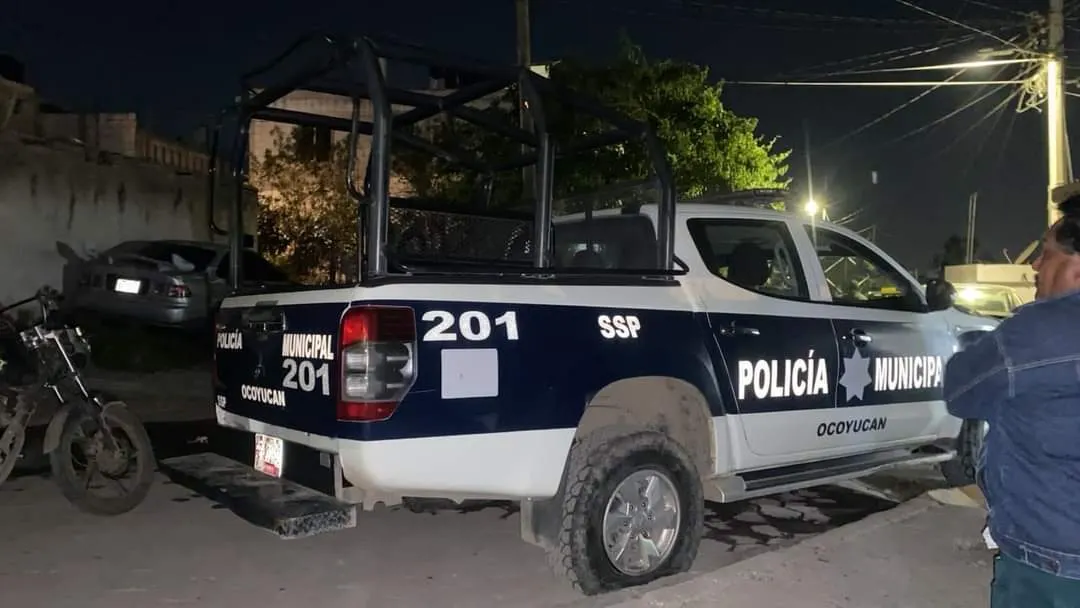 Muere hombre tras ser baleado por un policía tras enfrentamiento en Santa Clara Ocoyucan