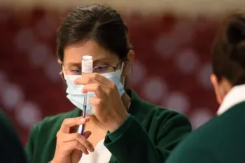 Se prevé una cuarta dosis contra la COVID-19, indica Secretaría de Salud