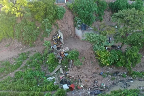 Evacuan seis casas en Chautla por estar en riesgo de colapso: Ariza