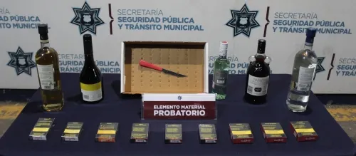 Detuvo Policía Municipal de Puebla a tres hombres por robo a Oxxo