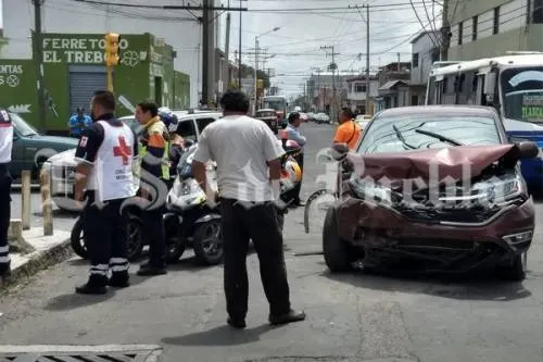 Choque deja dos heridos en el barrio El Tamboricito