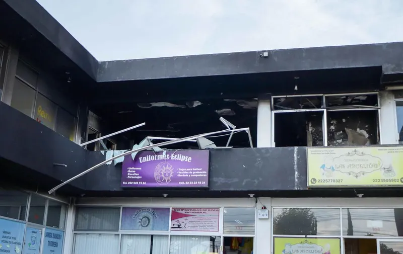 incendio-plaza-floresta-tlaxcalancingo