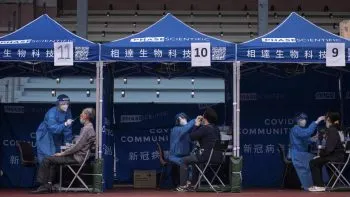Autoridades de Hong Kong aplicarán pruebas para detectar COVID-19