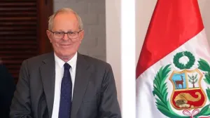 Kuczynski asume presidencia de Perú con llamado a la paz y unidad