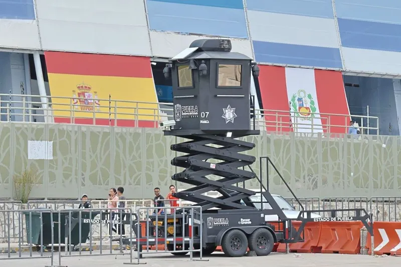 torre-videovigilancia-estadio-cuauhtemoc