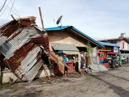 Tifón Phanfone golpea Filipinas; deja al menos 16 muertos