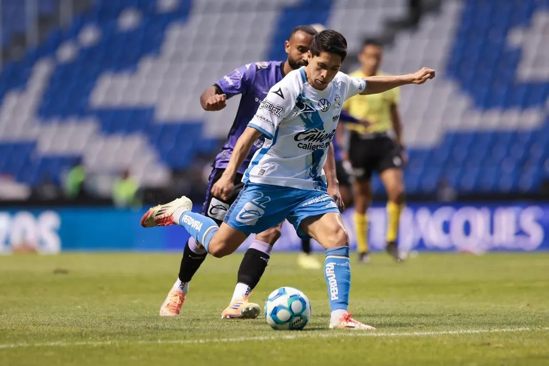 Estadio Cuauhtemoc Club Puebla Vs Mazatlan