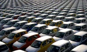 Mexicanos compran un millón de autos  en sólo 10 meses