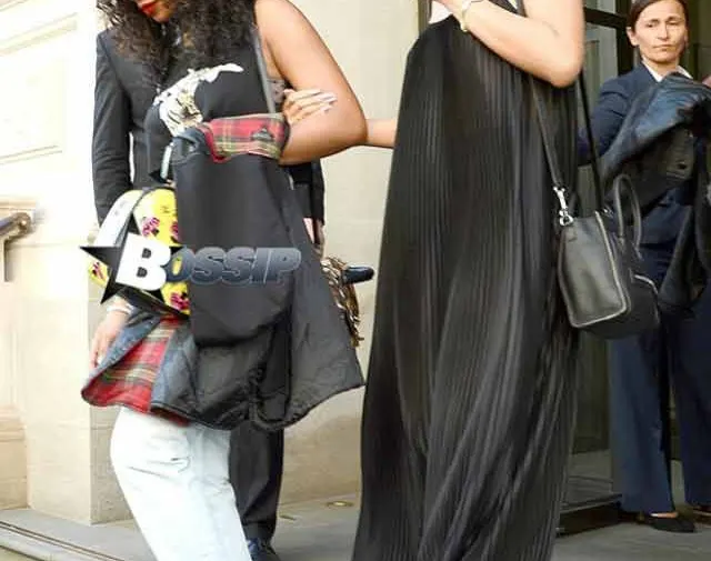 Rihanna escapa de incendio