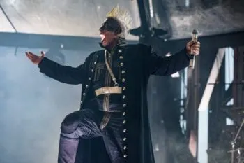 Fiscalía de Berlín investiga a Till Lindemann, vocalista de Rammstein, por agresión sexual