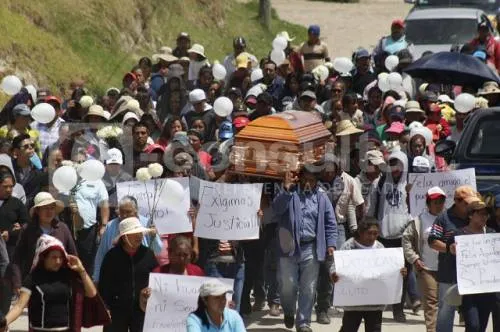 Sepultan a edil electo de Nopalucan, asesinado el pasado lunes