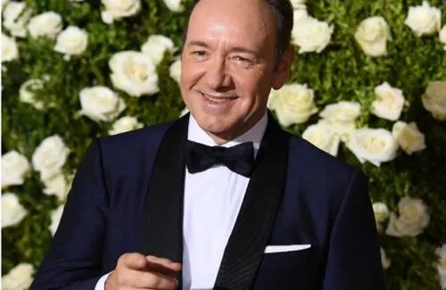 Investigan a Kevin Spacey por otro ataque sexual
