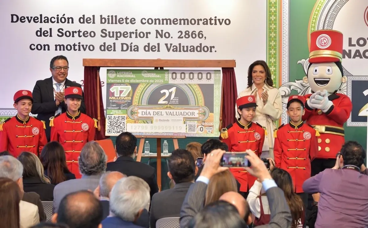 Lotería Nacional y el Indaabin presentan billete conmemorativo del Día del Valuador