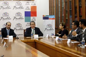 SGG entrega al Congreso iniciativas contra violencia hacia mujeres