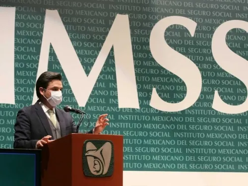 Refuerza IMSS estrategias para garantizar atención contra covid