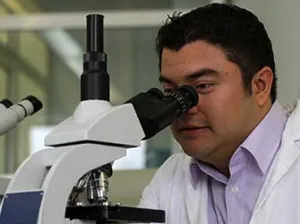 Reconocen investigación de científico oaxaqueño en Corea del Sur