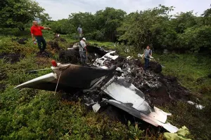 Cae avioneta en Veracruz; mueren cinco personas