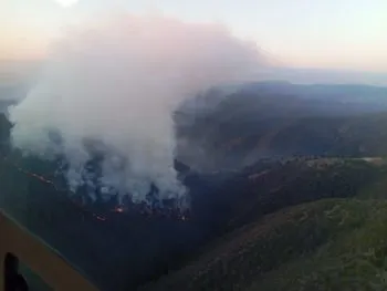 Supervisa Armenta combate aéreo de incendio forestal en la Sierra Negra; sin riesgo para pobladores