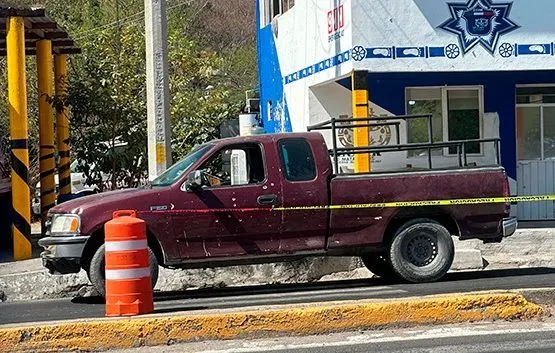 Sujetos desconocidos atacan a balazos a pareja en la federal a Izúcar de Matamoros