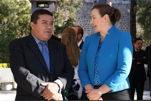 Martha Erika abre las puertas del PAN a Eduardo Rivera