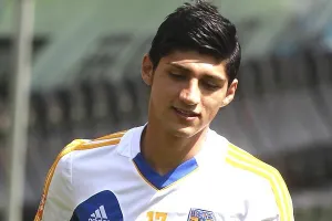 Delega Tigres a Segunda División a Alan Pulido