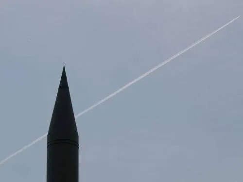 Arabia Saudita intercepta un nuevo misil lanzado desde Yemen