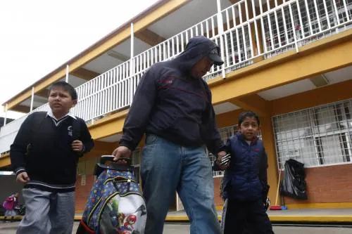 Autoridades anuncian que sí habrá clases en las escuelas aledañas al Popocatépetl