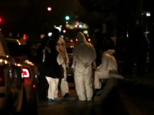 Exhiben siete cuerpos en Uruapan; los dejaron sobre sillas
