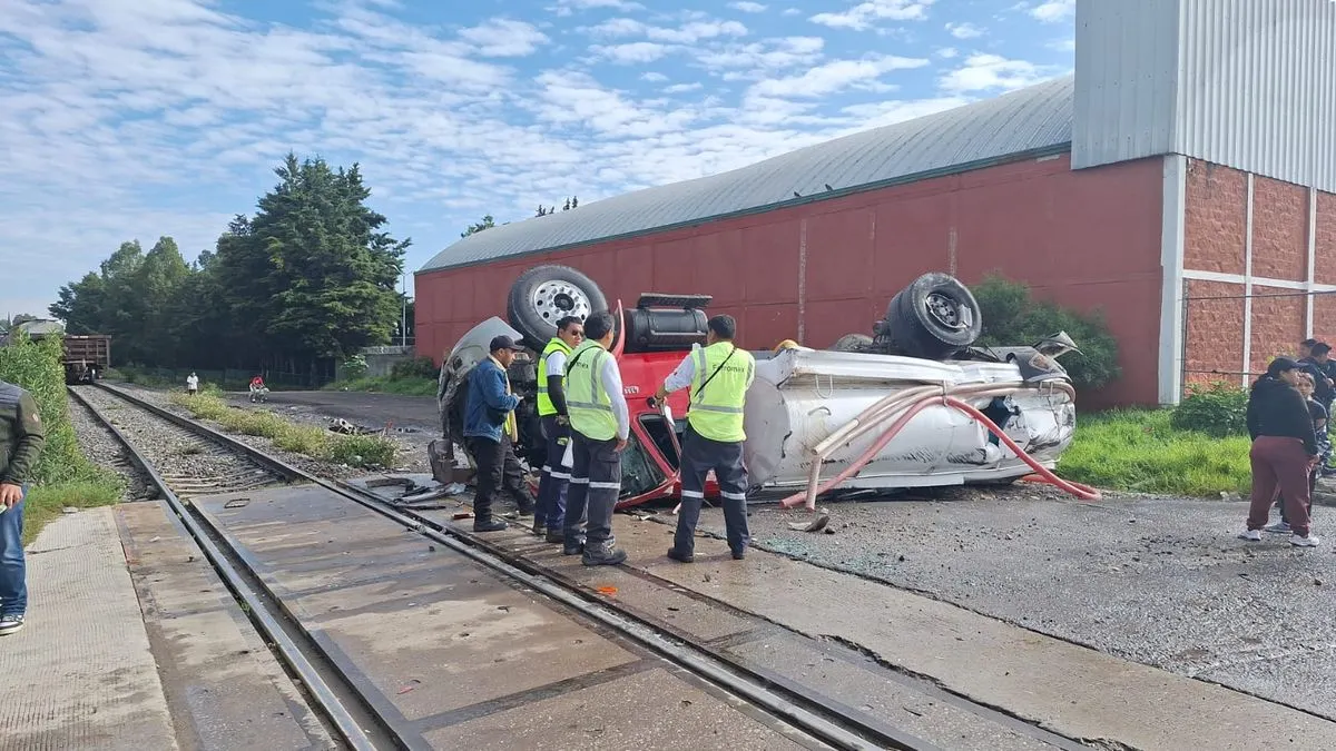 Choque Tren Camioneta Xochimehuacan