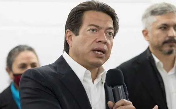 La Vida Loca de Mario Delgado