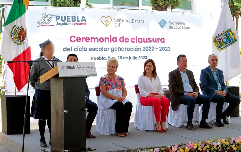 graduacion-casas-de-asistencia-sedif-puebla