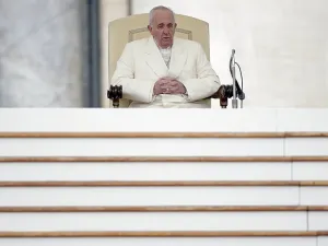 Papa Francisco condena los atentados en Bélgica