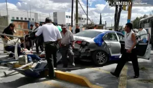 Choque entre ministeriales deja 12 personas lesionadas en paradero de RUTA