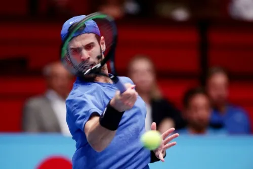 Khachanov cae ante el alemán Struff en Masters de París