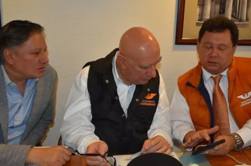 Movimiento Ciudadano suma cartucho quemado de Héctor Alonso a su bancada