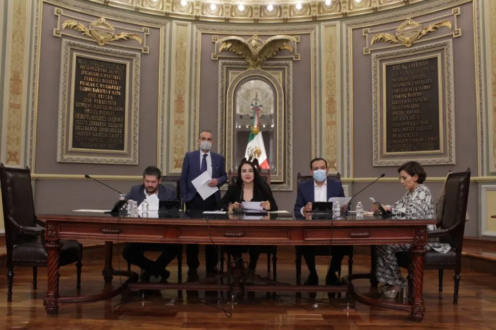 Recibe y turna Pleno de la LXI Legislatura paquete de iniciativas el Ejecutivo del Estado