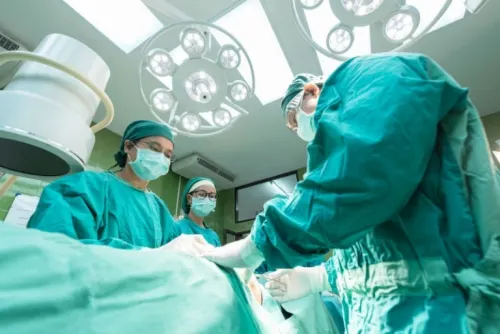 Mujer muere al someterse a una liposucción en Tabasco
