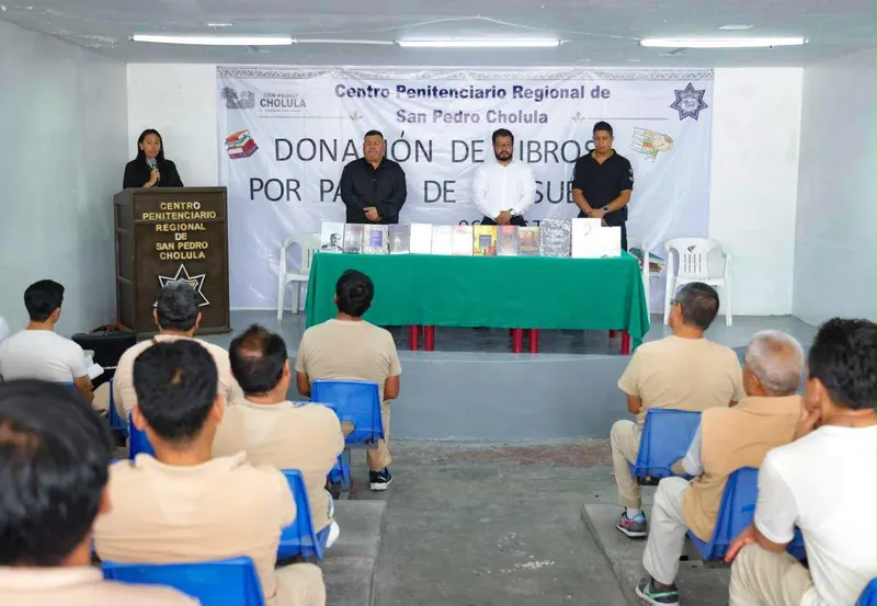 Llegan más de 9 mil 700 libros a penales de Puebla para impulsar la lectura y la educación