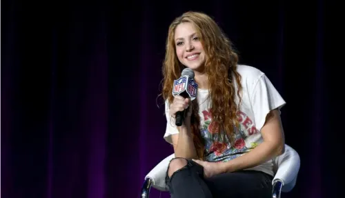 Shakira fabricará gel antibacterial y pondrá en pausa sus perfumes para ayudar a la sociedad