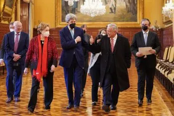 AMLO califica como buena la visita de Kerry