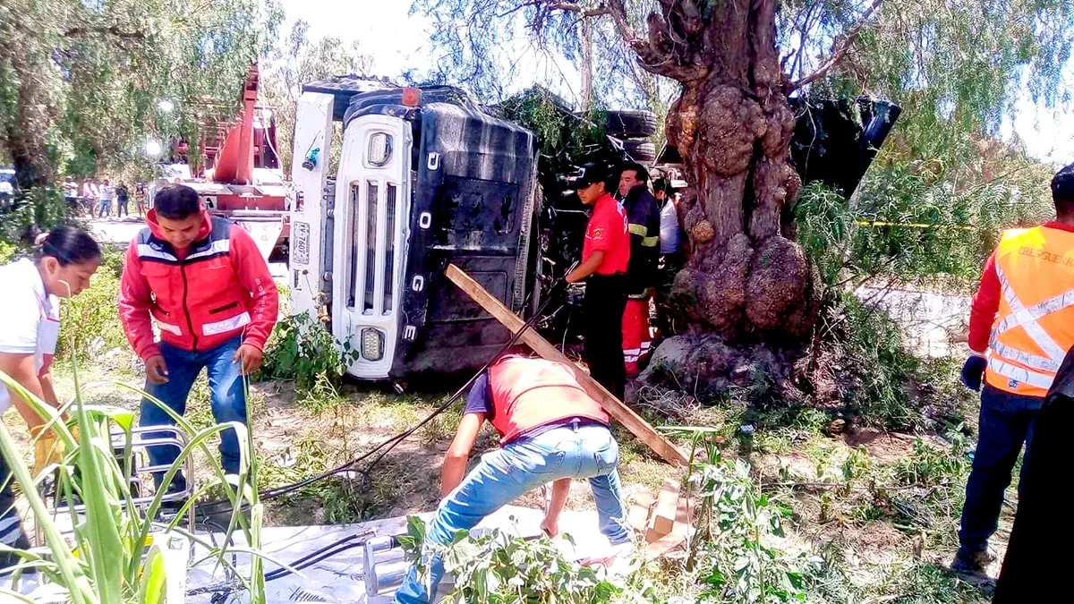 Volcadura Camion De Volteo