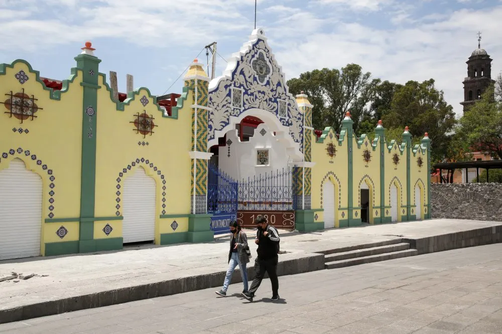 Para la primera semana de septiembre quedará terminada remodelación del mercado de El Alto